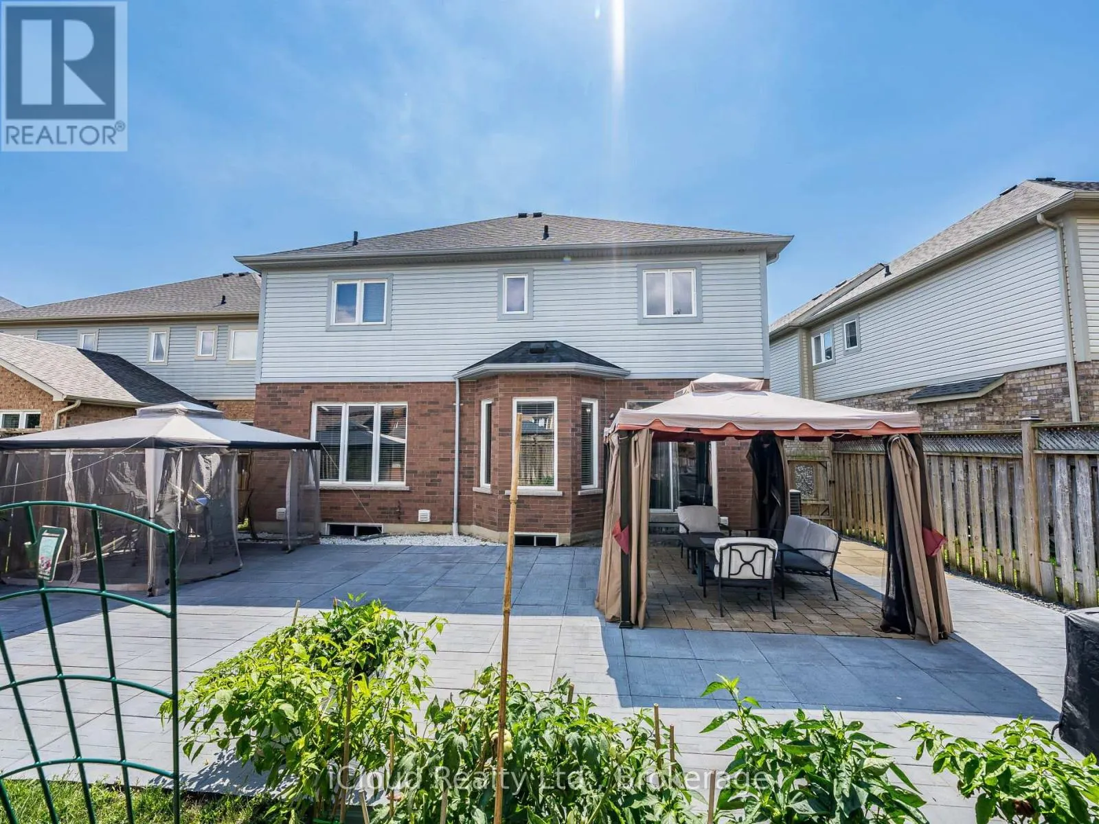 634 OXBOW CRESCENT