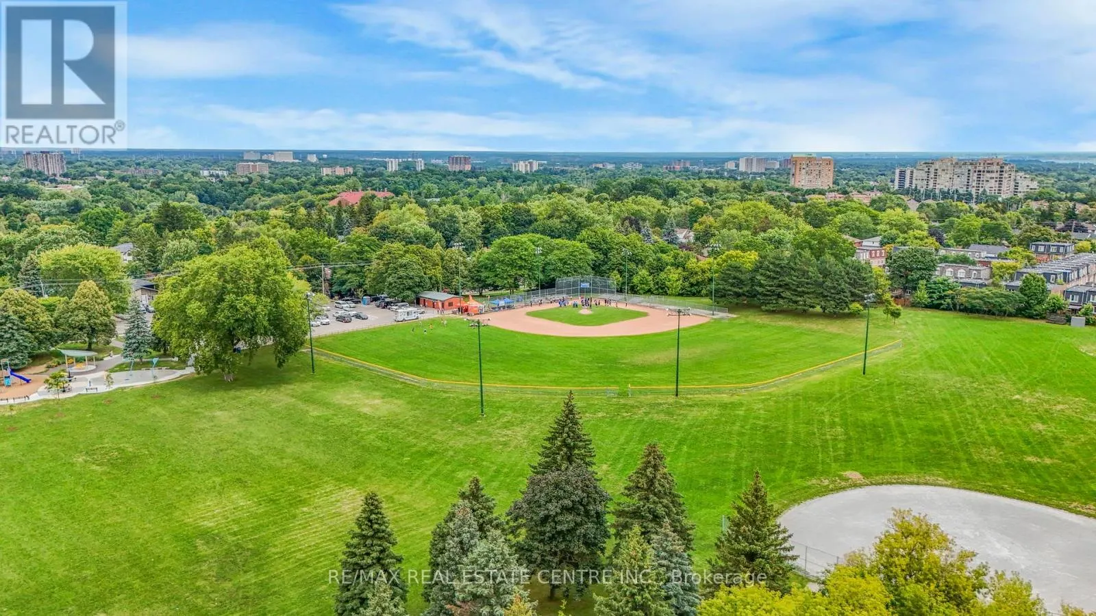 407 - 3233 EGLINTON AVENUE E