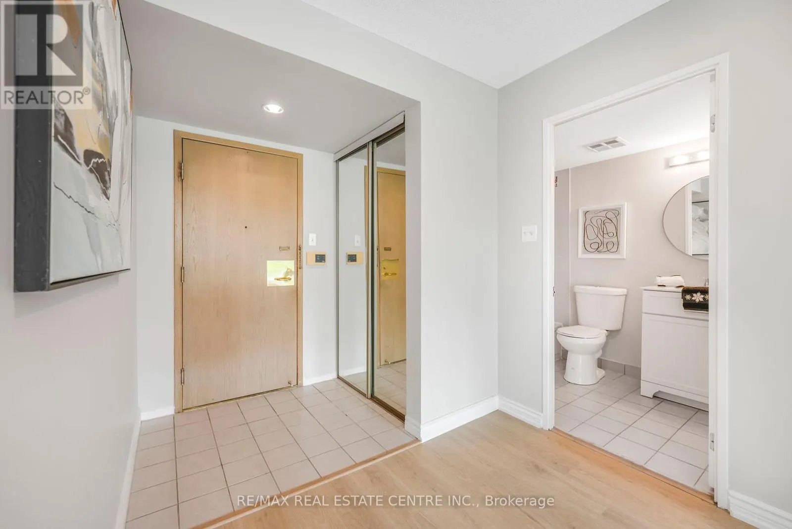 407 - 3233 EGLINTON AVENUE E