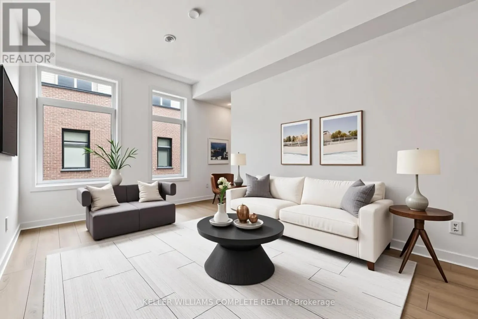 40 - 1740 SIMCOE STREET N