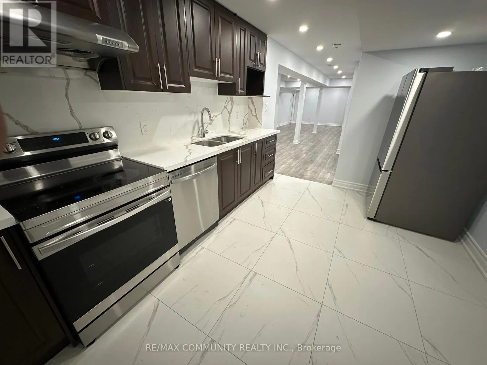 BASEMENT - 941 GREENHILL AVENUE