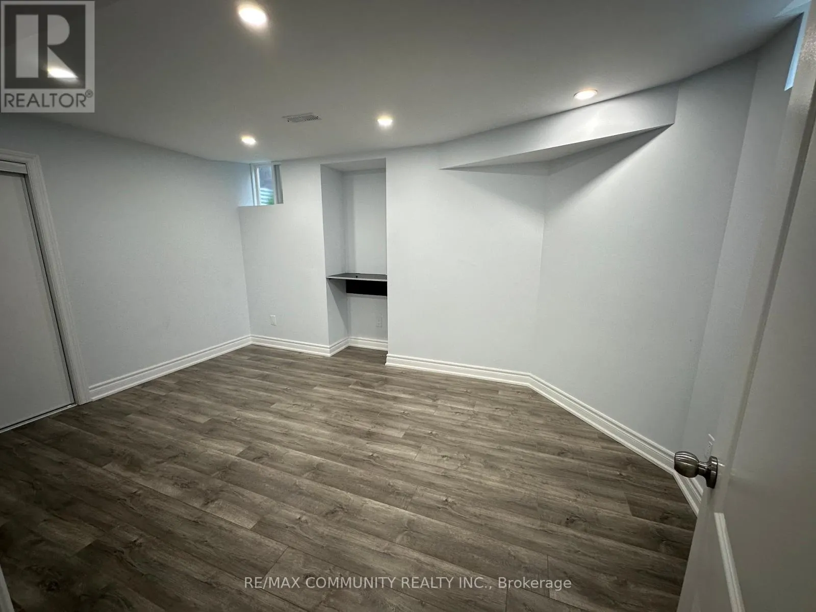 BASEMENT - 941 GREENHILL AVENUE