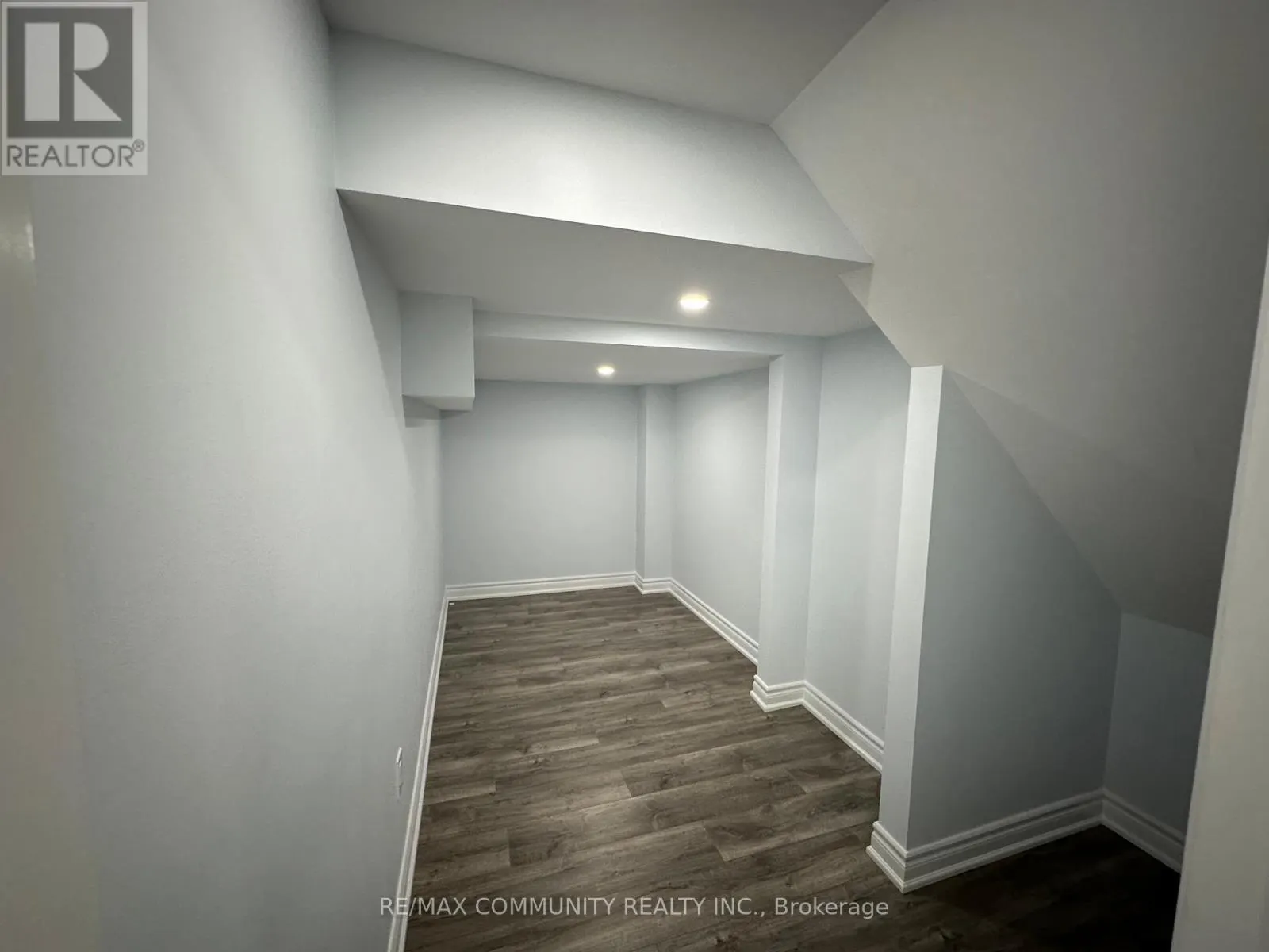 BASEMENT - 941 GREENHILL AVENUE