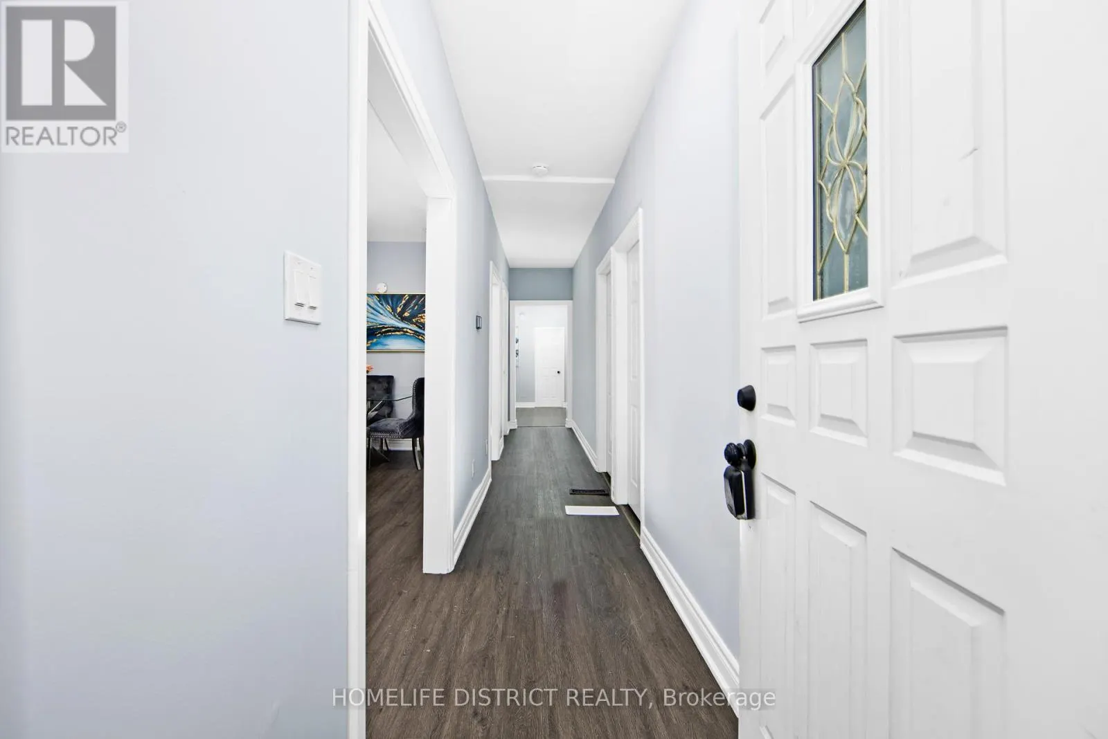 26 BROCK STREET E