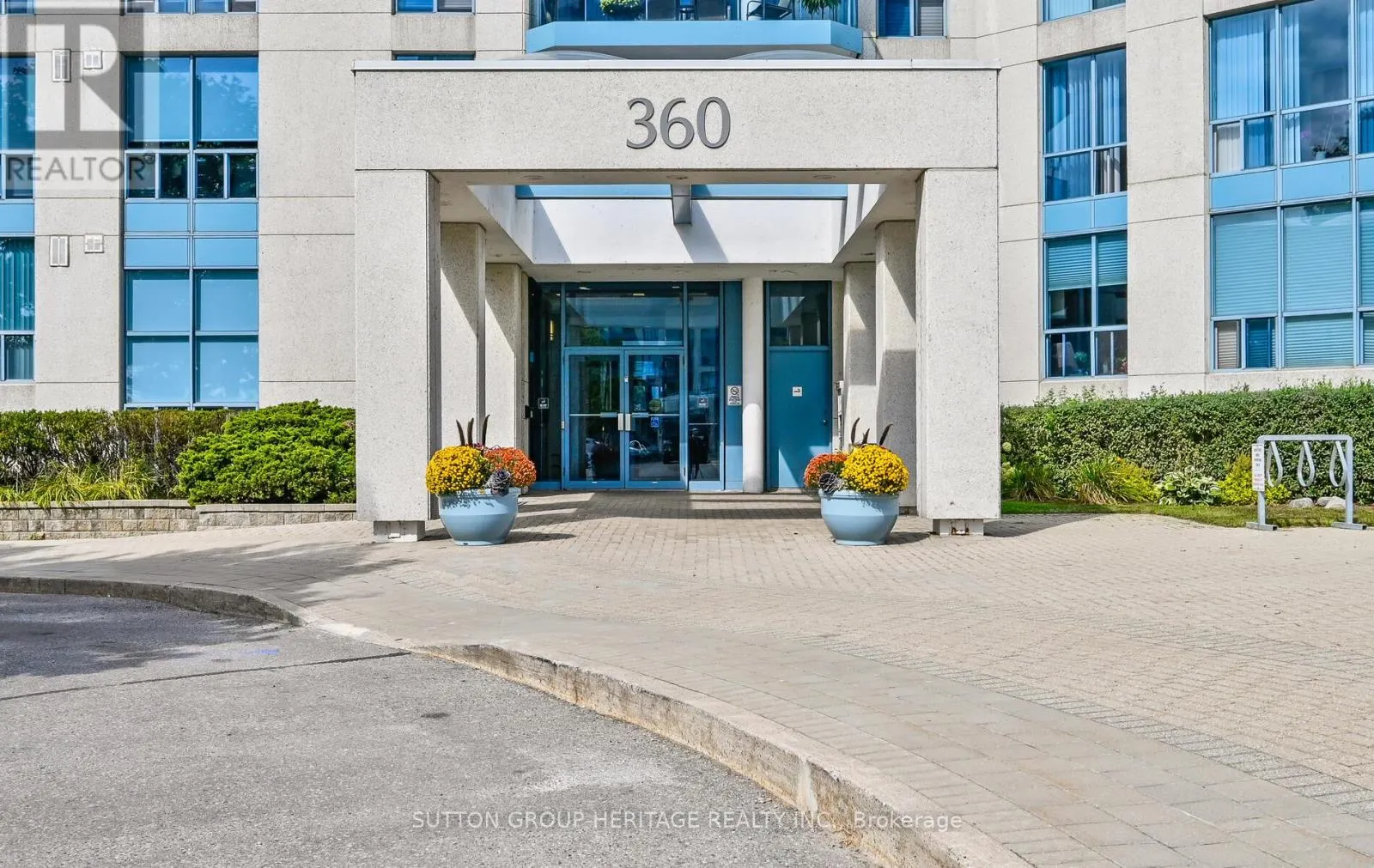 908 - 360 WATSON STREET W