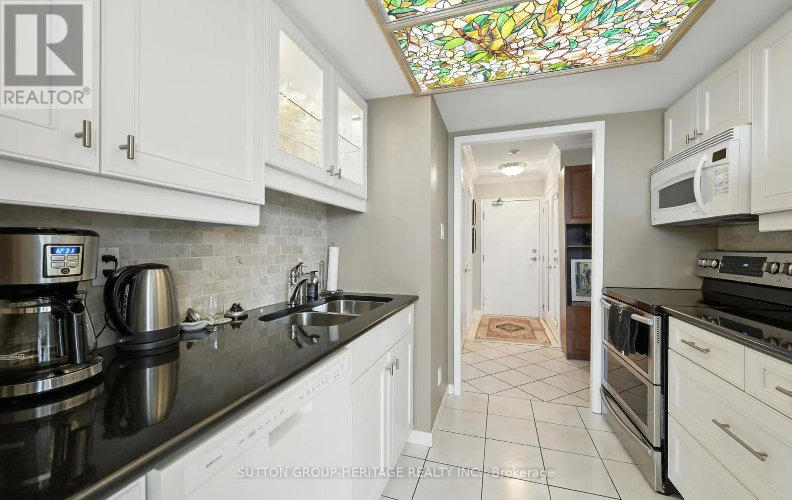 908 - 360 WATSON STREET W