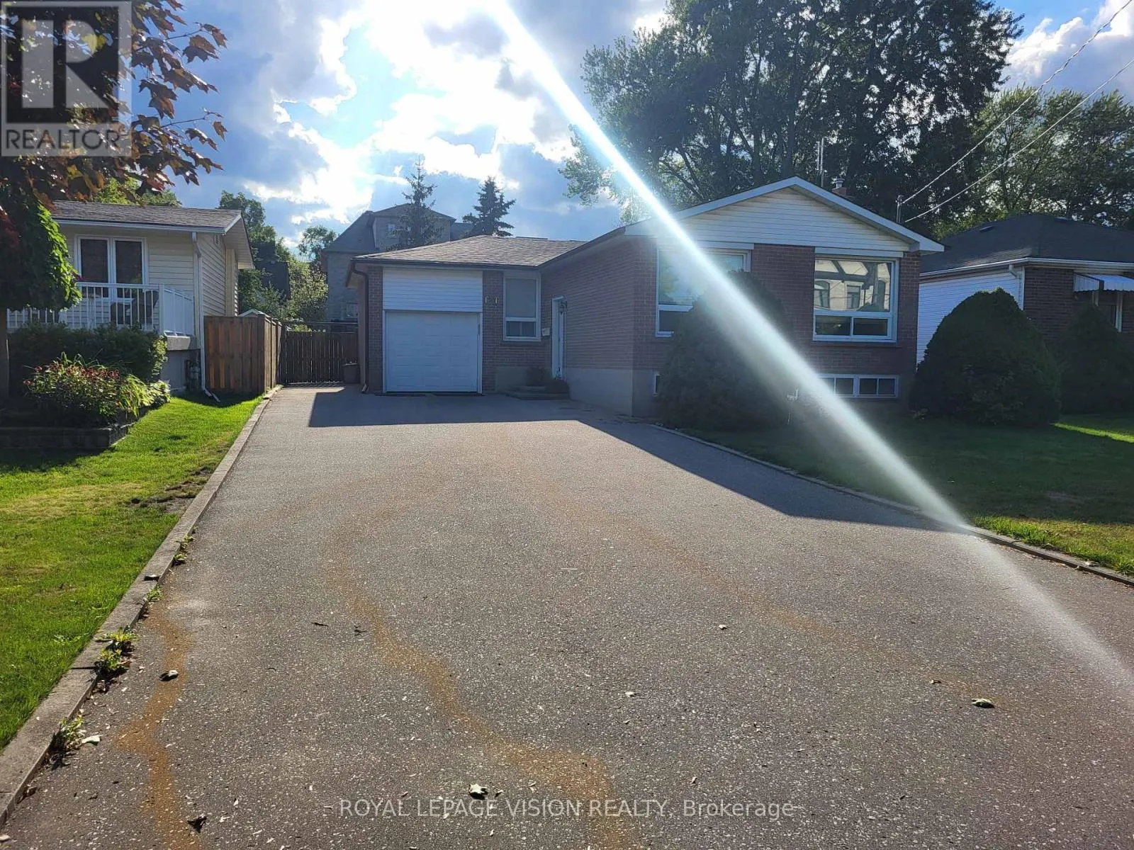 696 VICTORY DRIVE