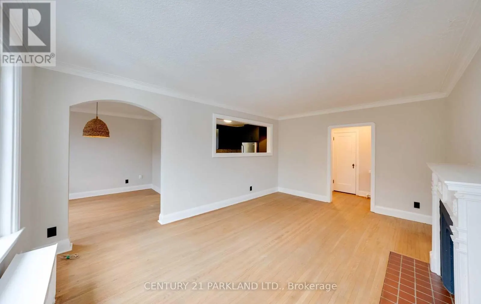 3 PARKVIEW HEIGHTS