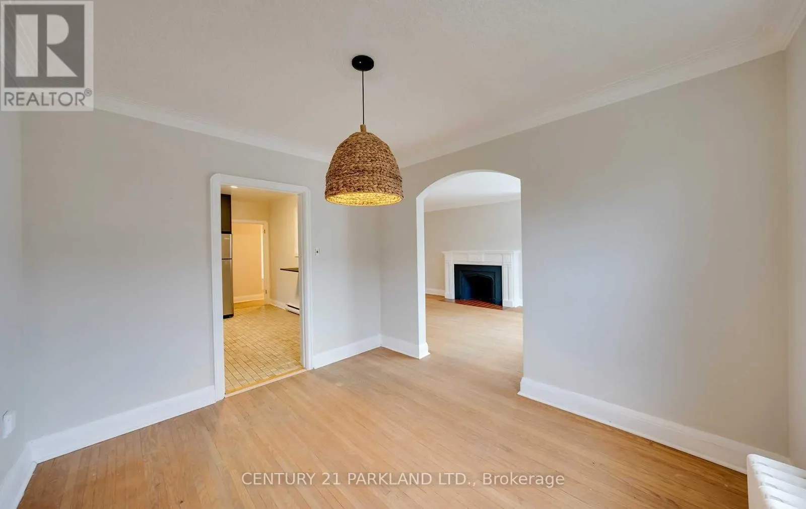 3 PARKVIEW HEIGHTS