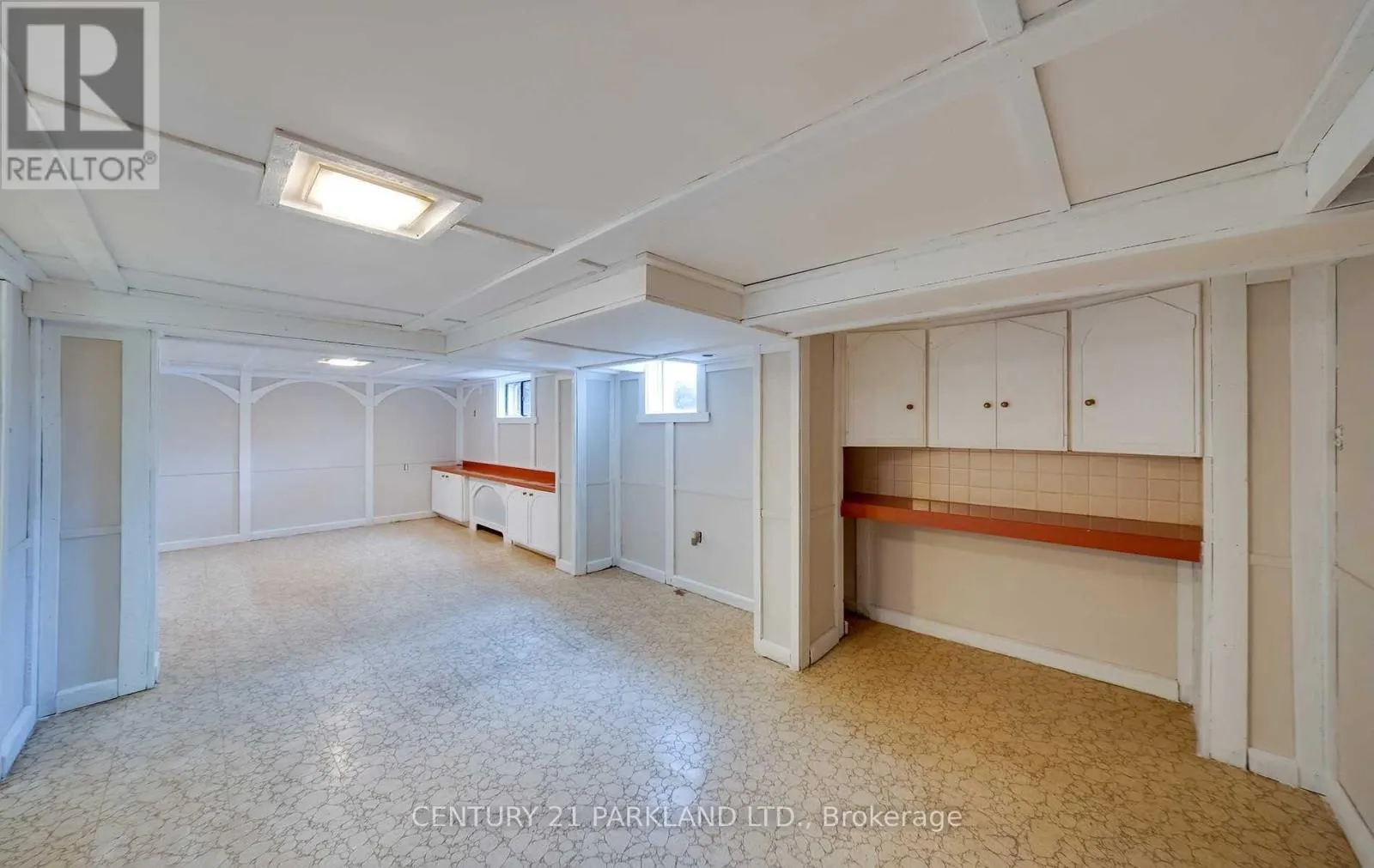 3 PARKVIEW HEIGHTS