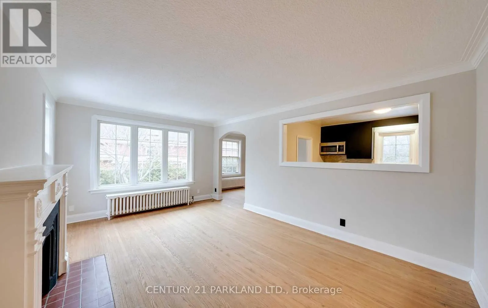 3 PARKVIEW HEIGHTS