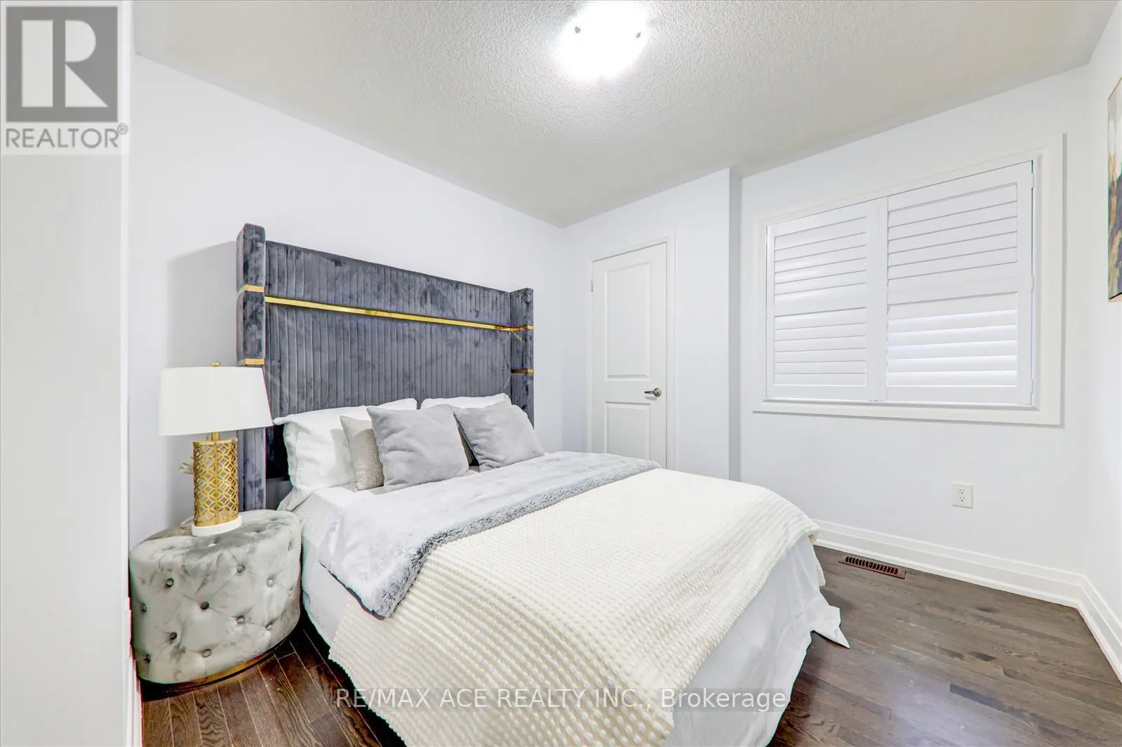 27 HASSARD-SHORT LANE