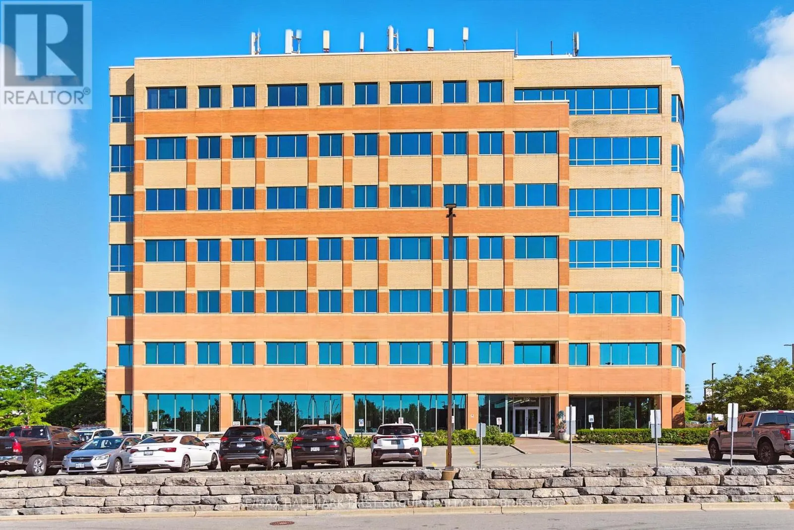 400, 600 & 700 - 230 WESTNEY ROAD S