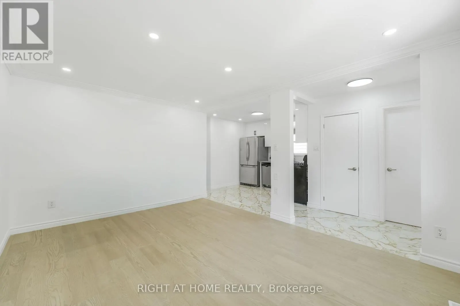 36 VANBRUGH AVENUE