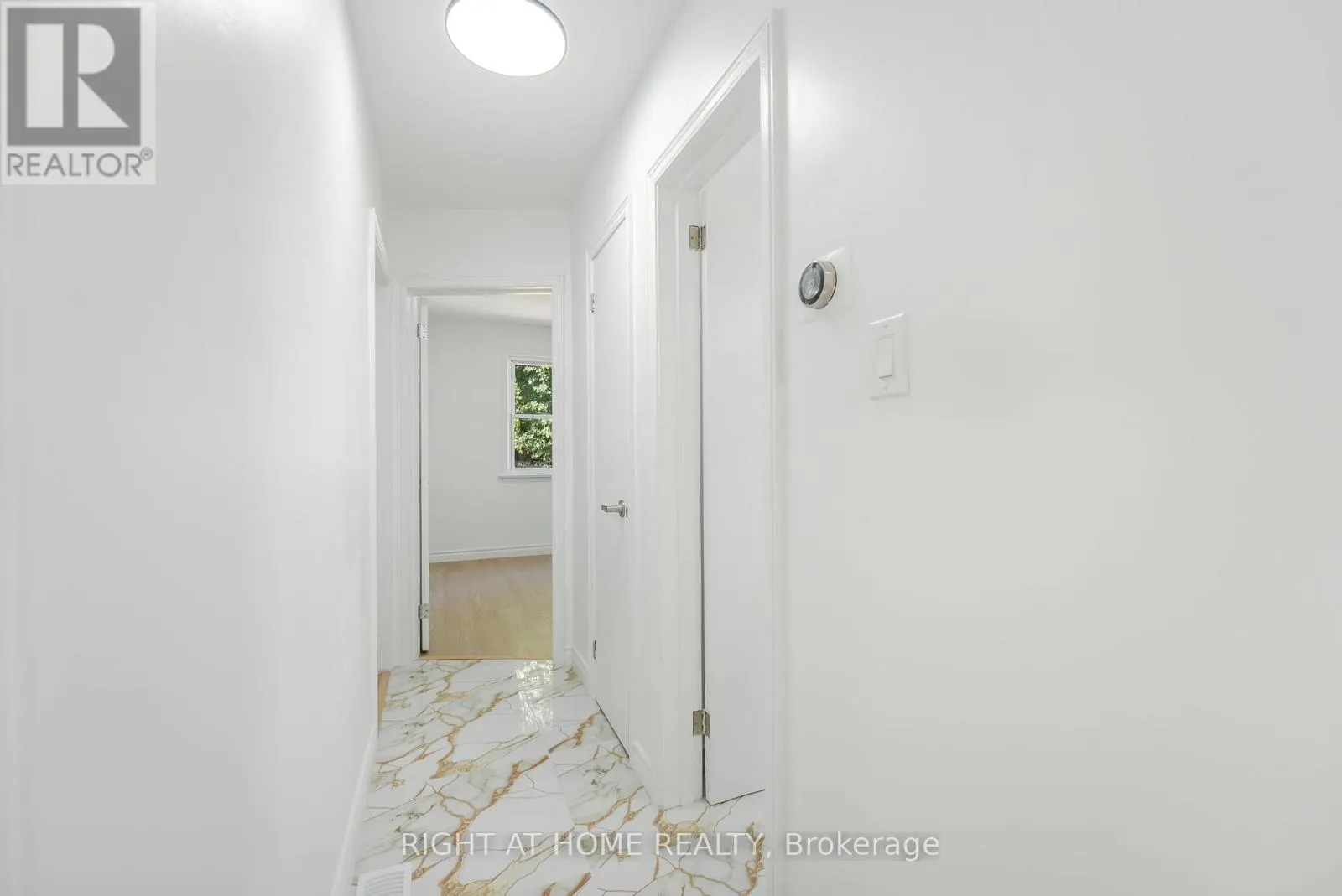 36 VANBRUGH AVENUE