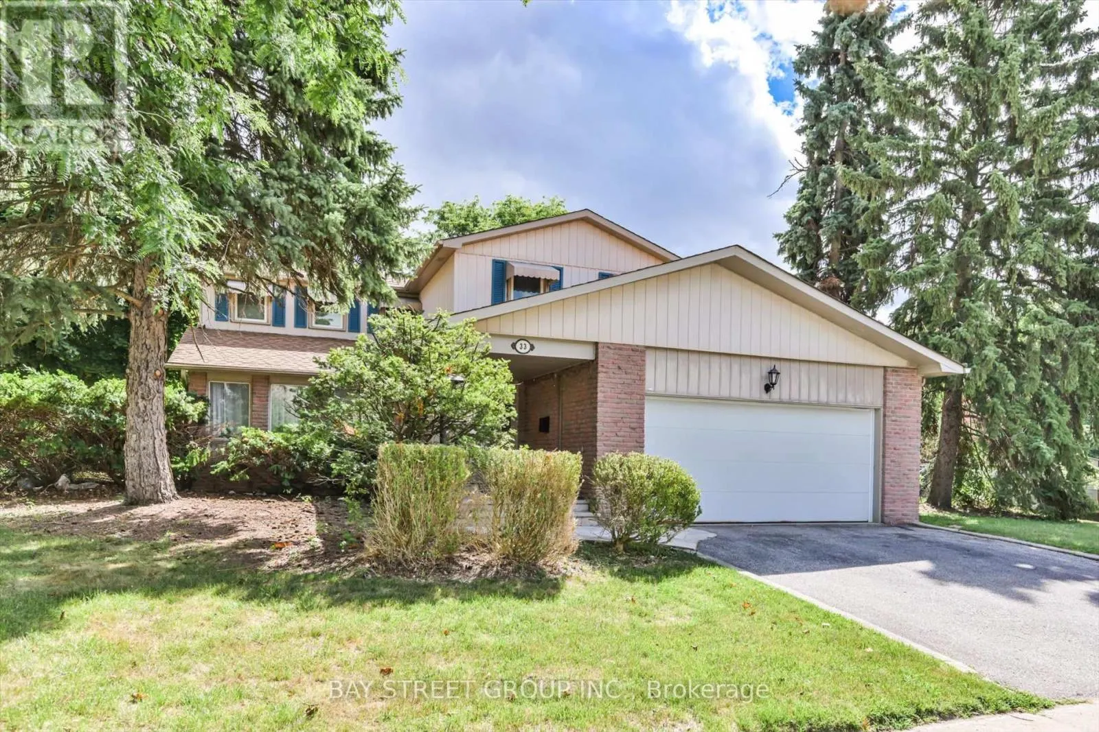 33 KILCHURN CASTLE DRIVE