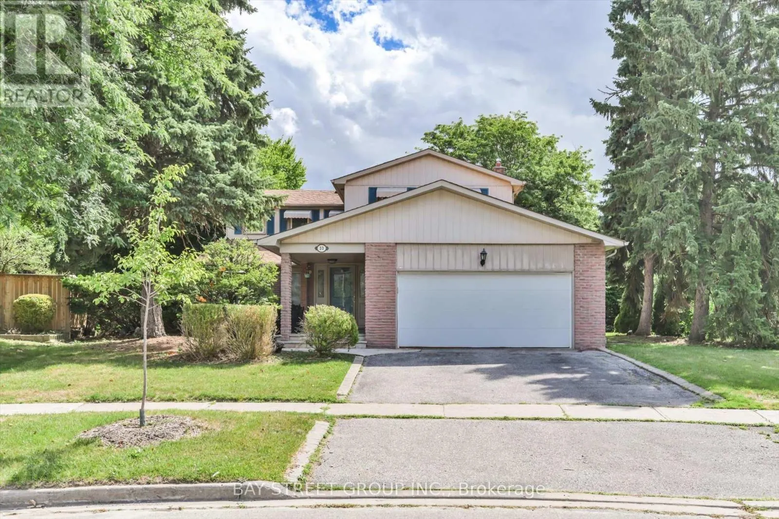 33 KILCHURN CASTLE DRIVE