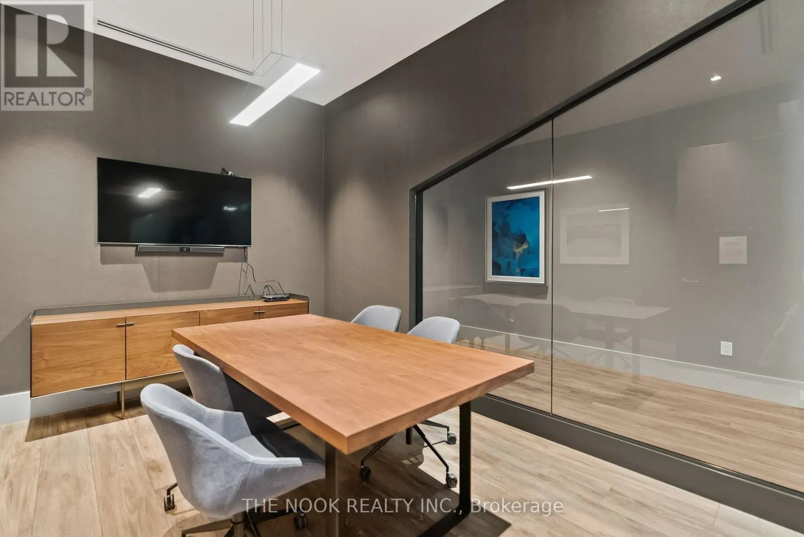 805 - 2550 SIMCOE STREET N, #805