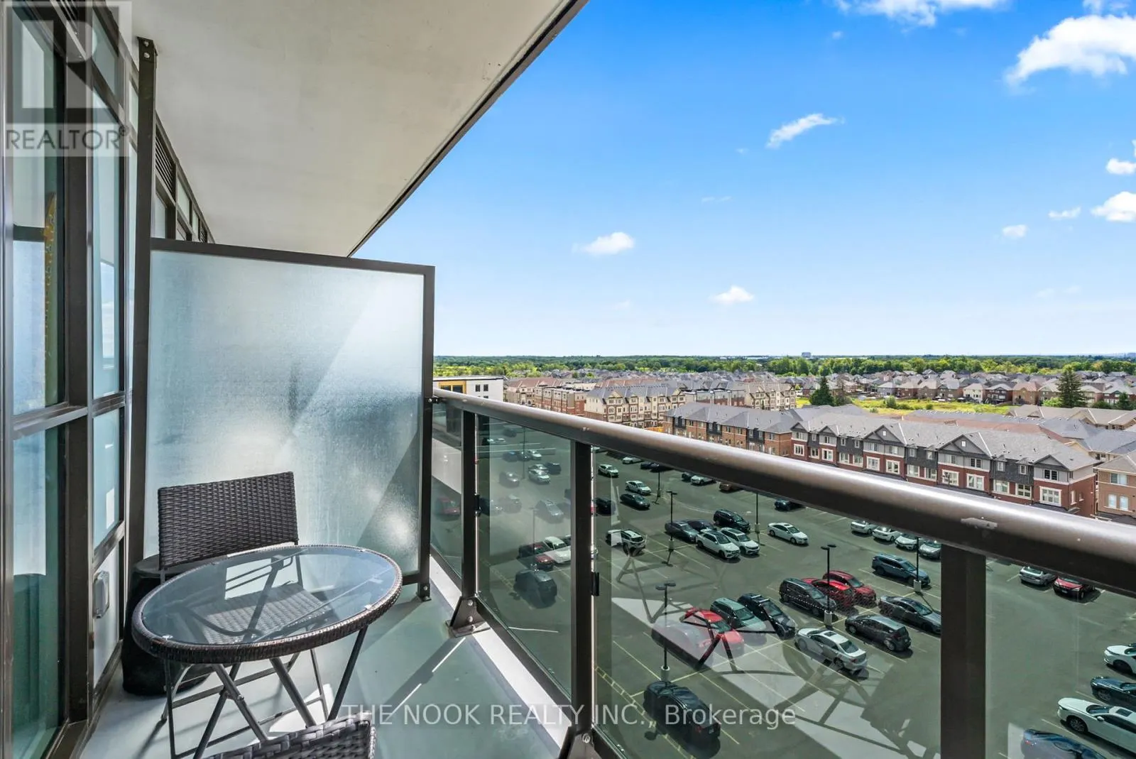 805 - 2550 SIMCOE STREET N, #805