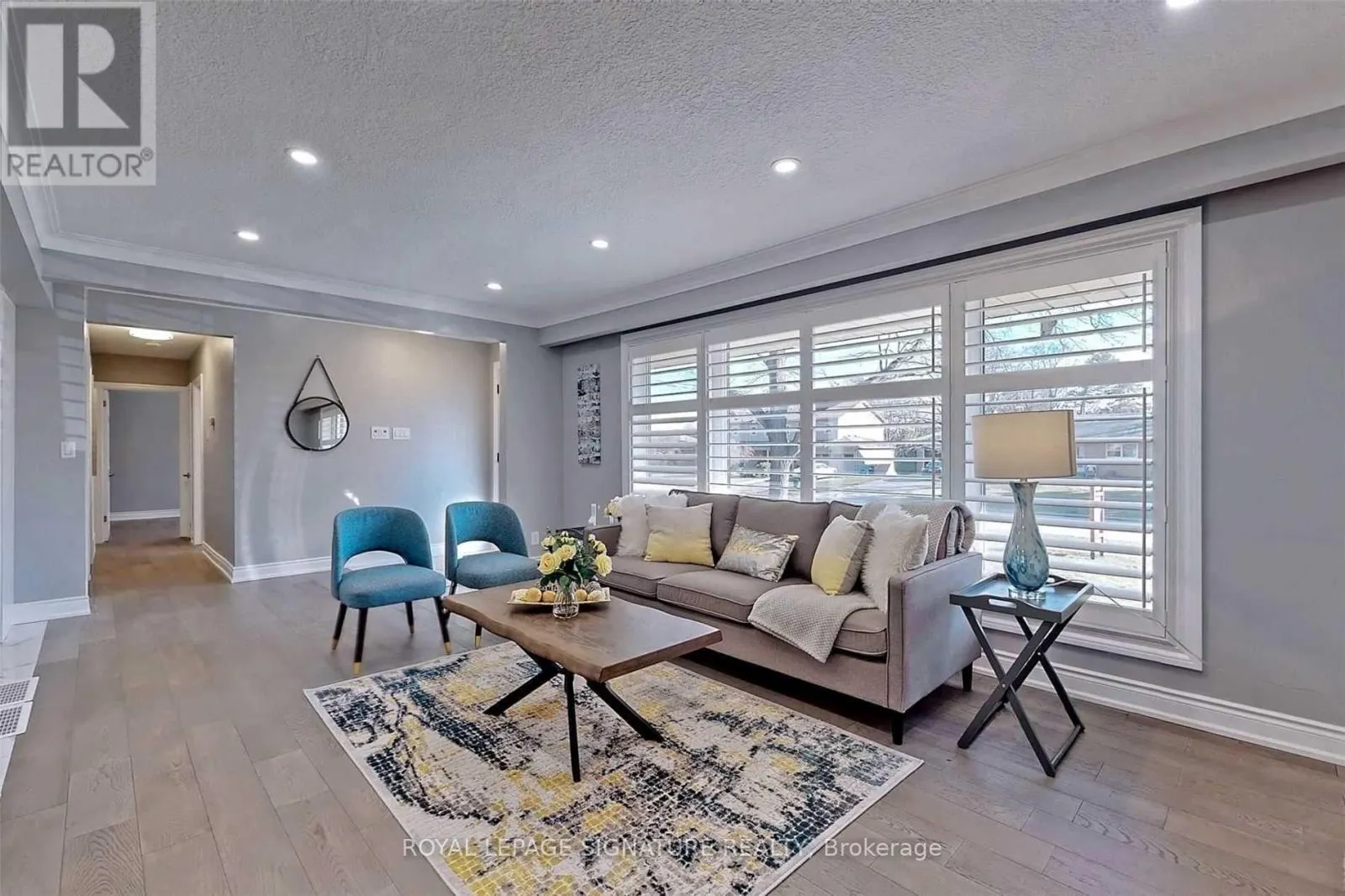 6 BONACRES AVENUE