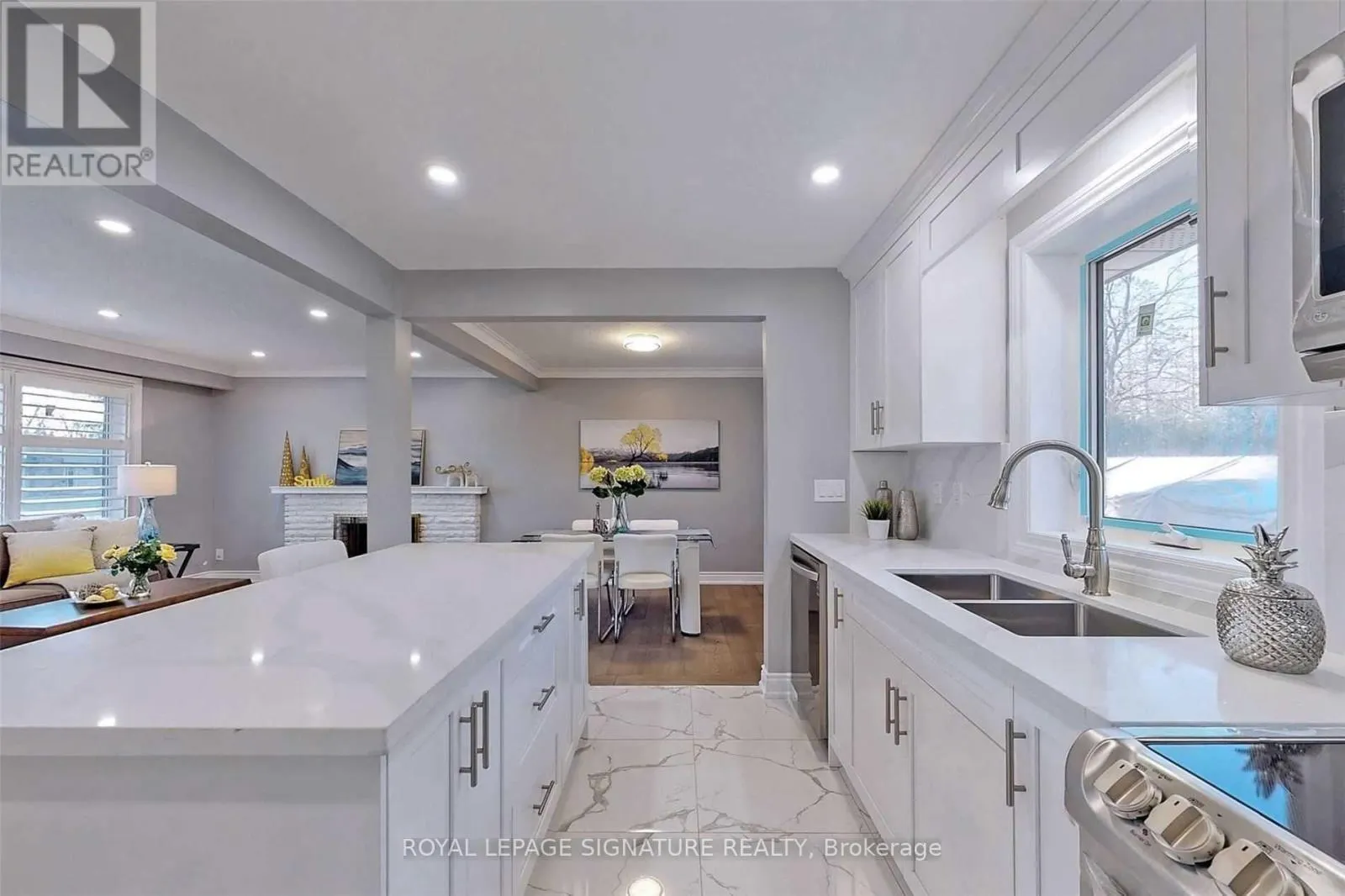 6 BONACRES AVENUE