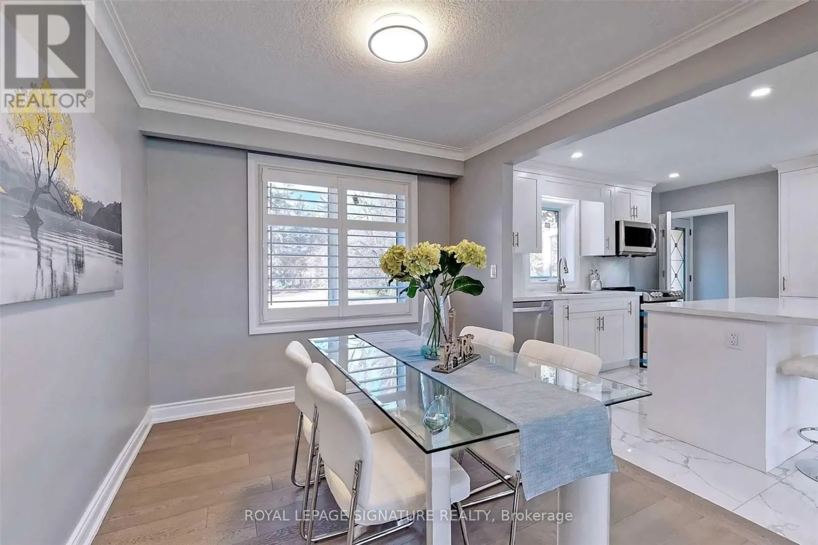 6 BONACRES AVENUE