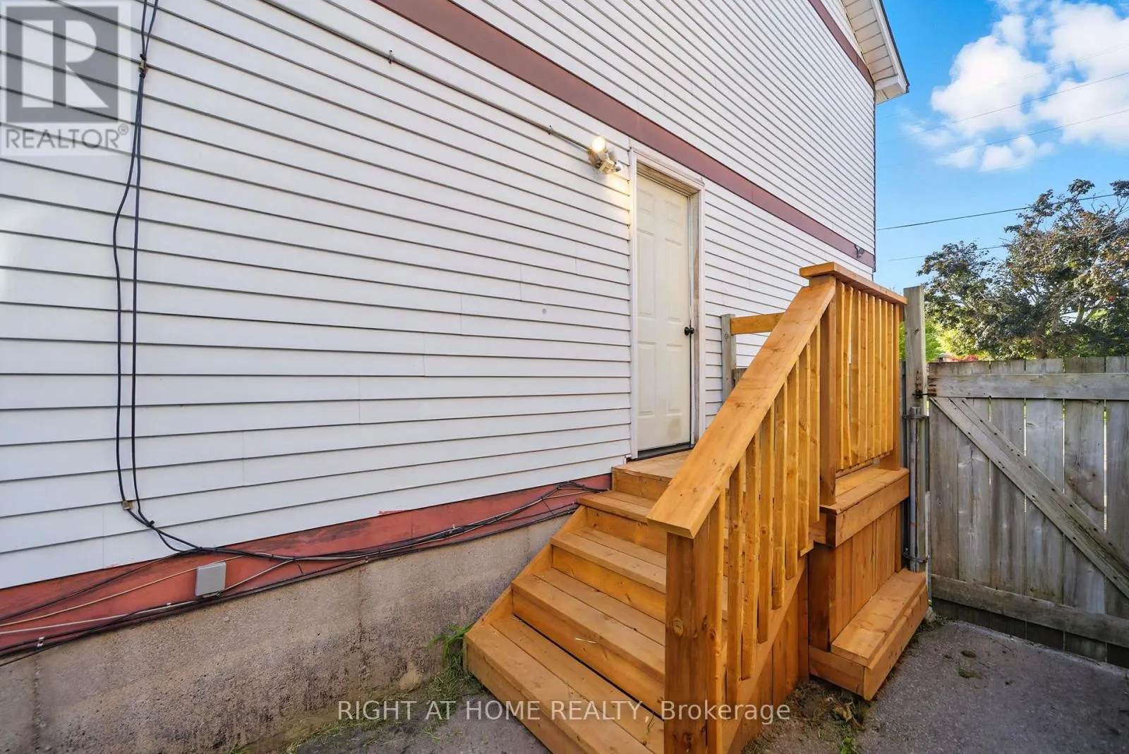 331 PHILLIP MURRAY AVENUE