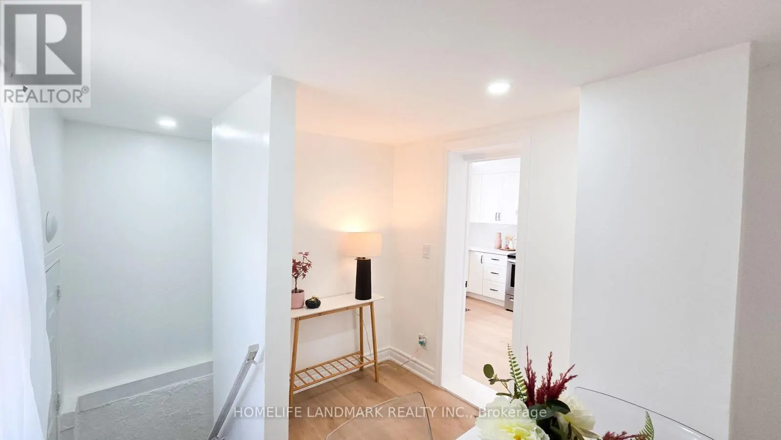 357 OSHAWA BOULEVARD N