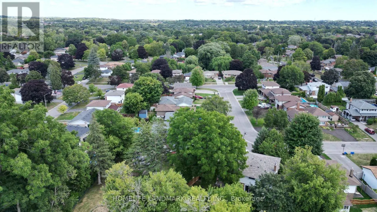 357 OSHAWA BOULEVARD N