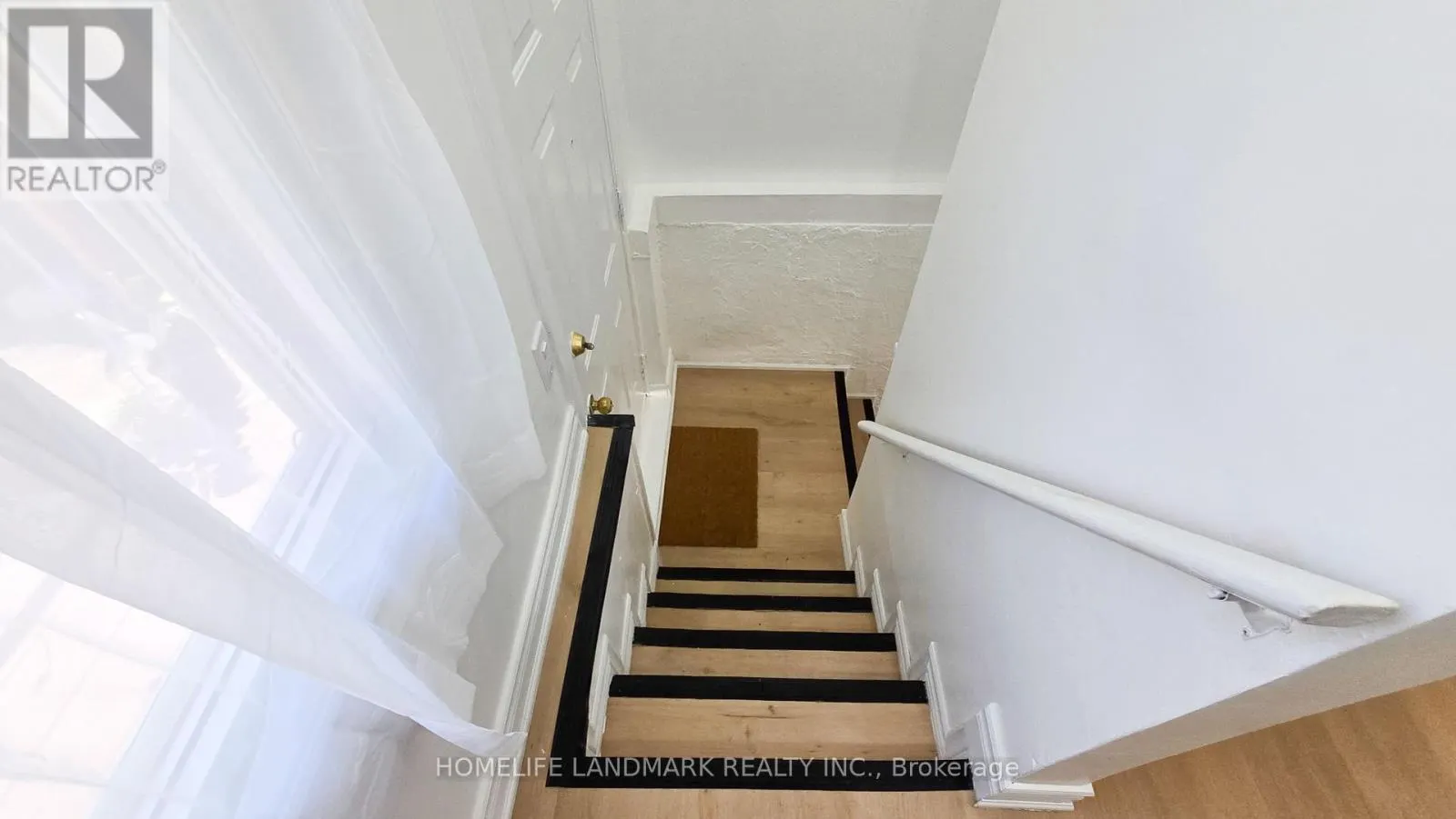 357 OSHAWA BOULEVARD N