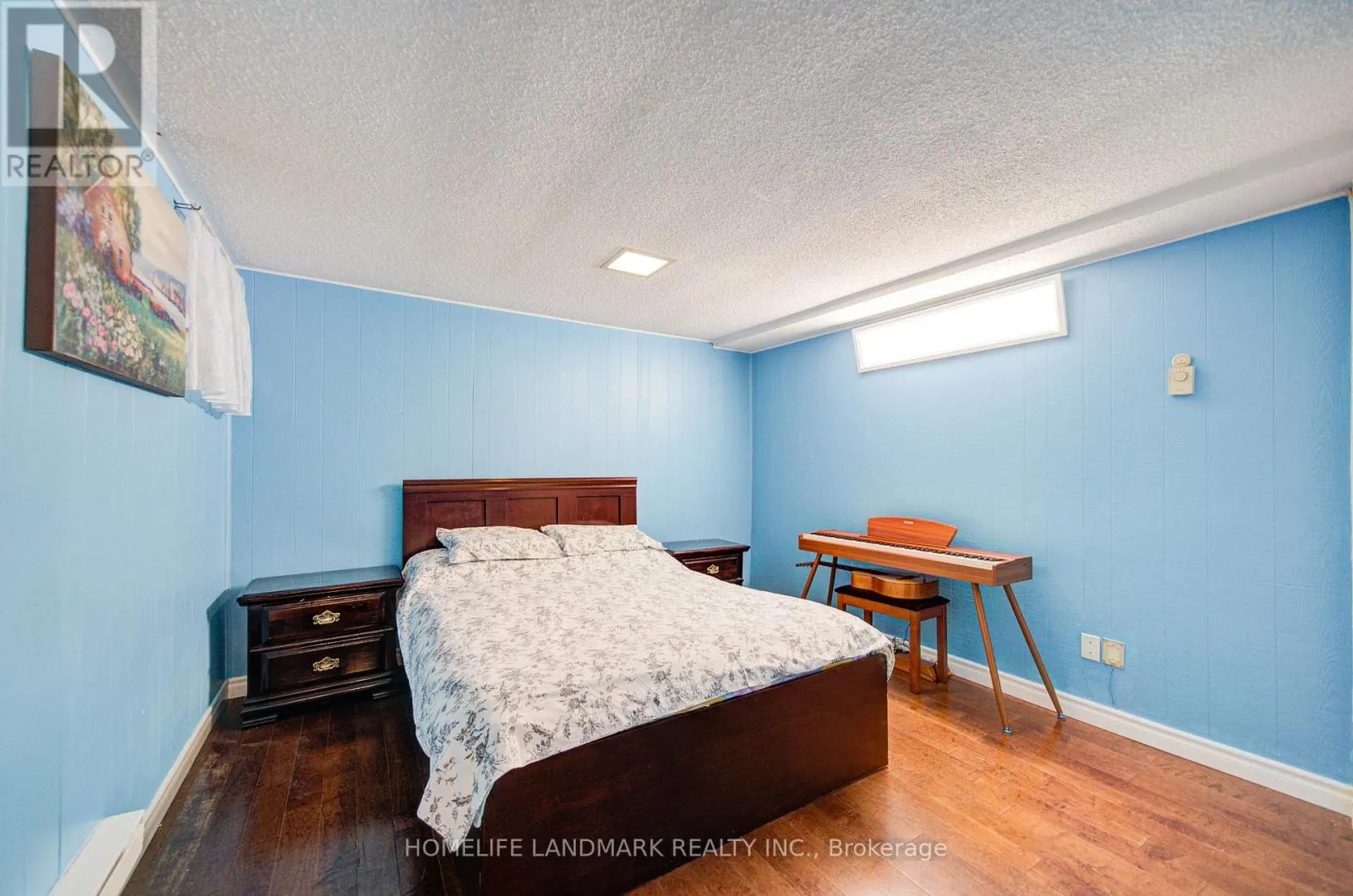 12 - 90 CROCKAMHILL DRIVE
