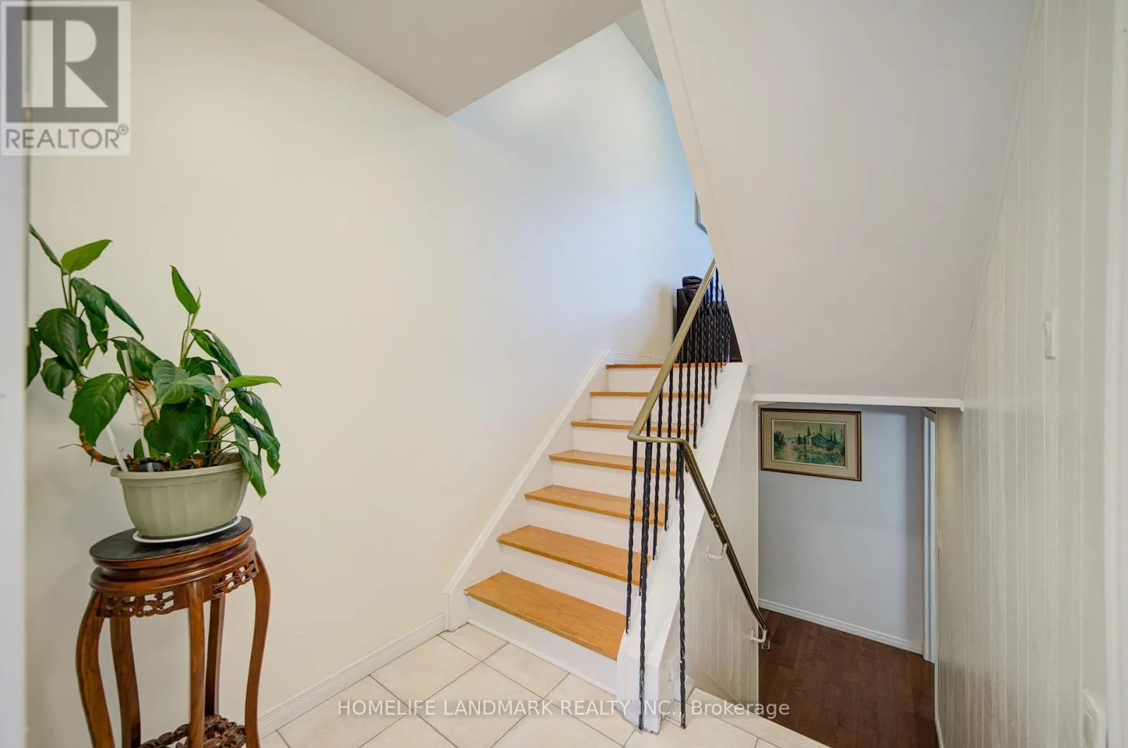 12 - 90 CROCKAMHILL DRIVE
