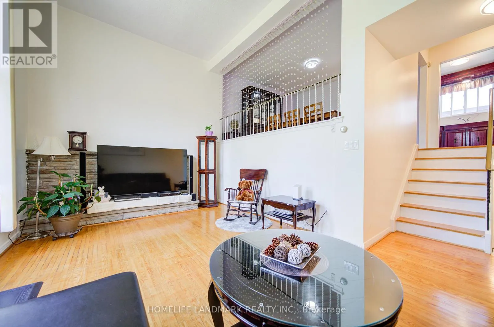 12 - 90 CROCKAMHILL DRIVE