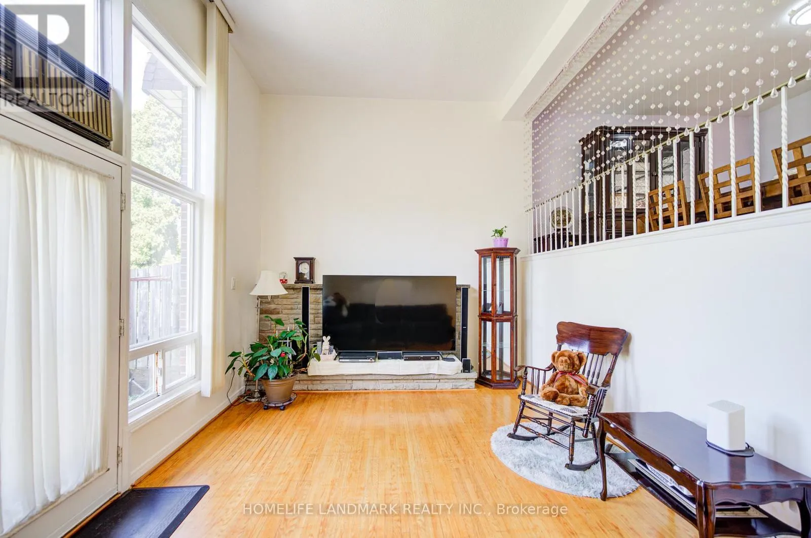 12 - 90 CROCKAMHILL DRIVE