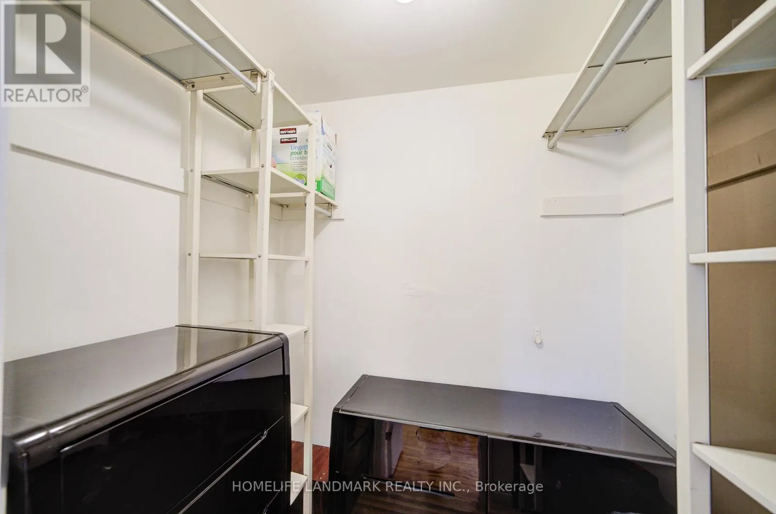 12 - 90 CROCKAMHILL DRIVE