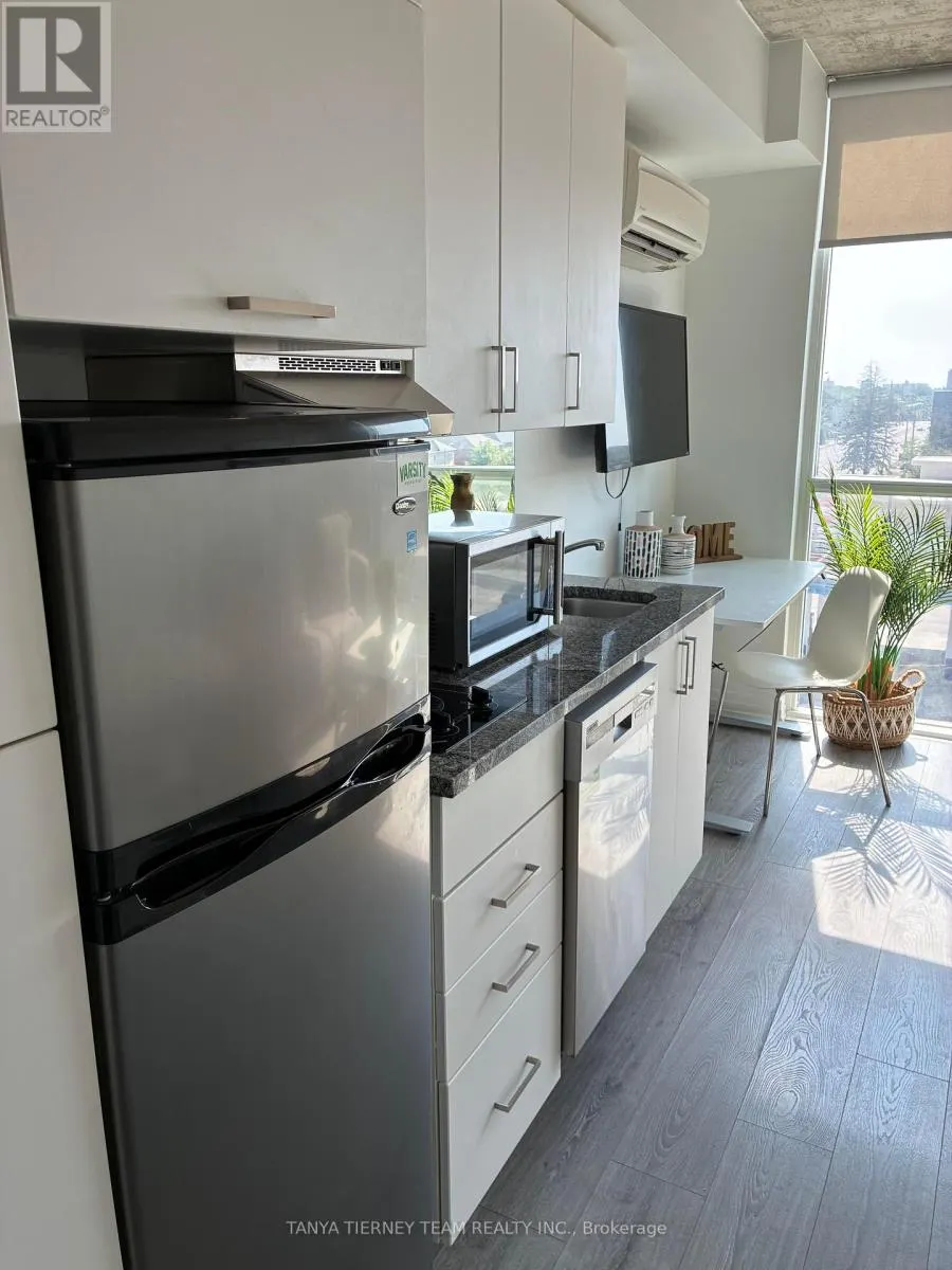 535 - 1900 SIMCOE STREET N