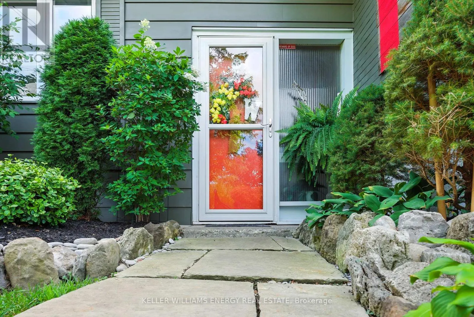 1033 NEWBURY AVENUE
