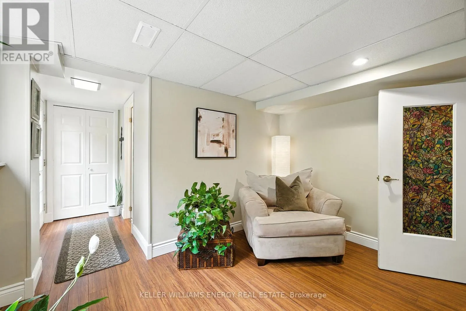1033 NEWBURY AVENUE