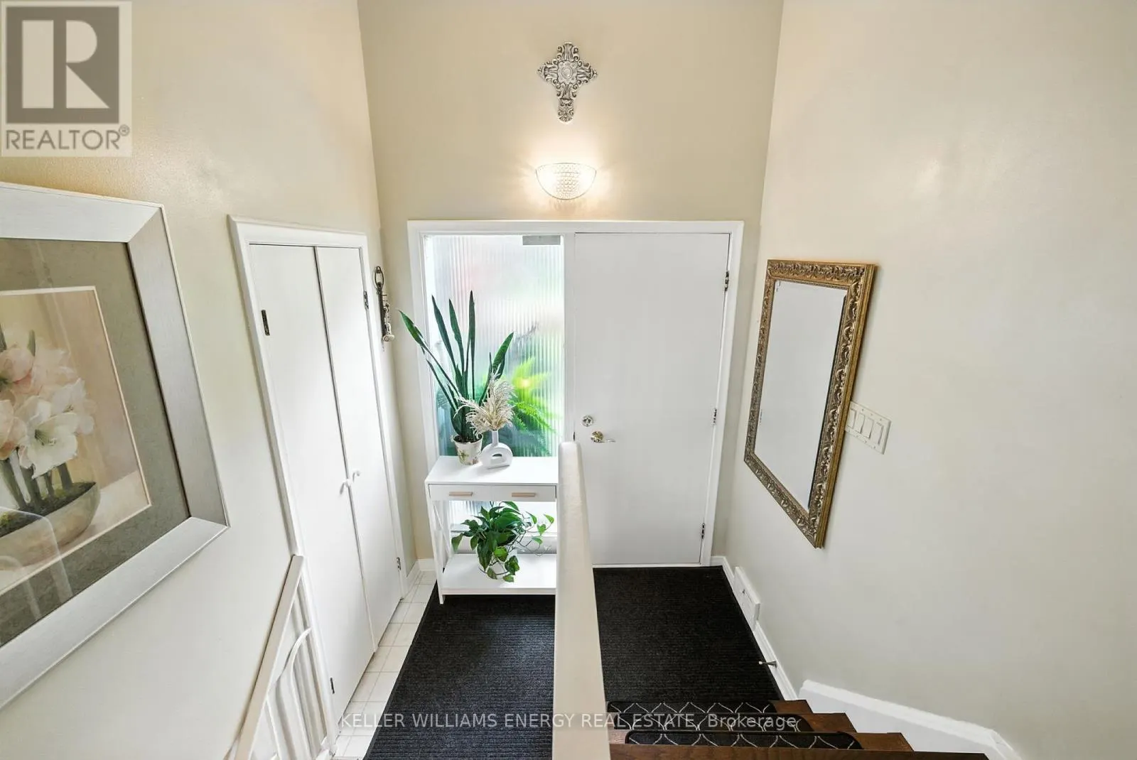 1033 NEWBURY AVENUE