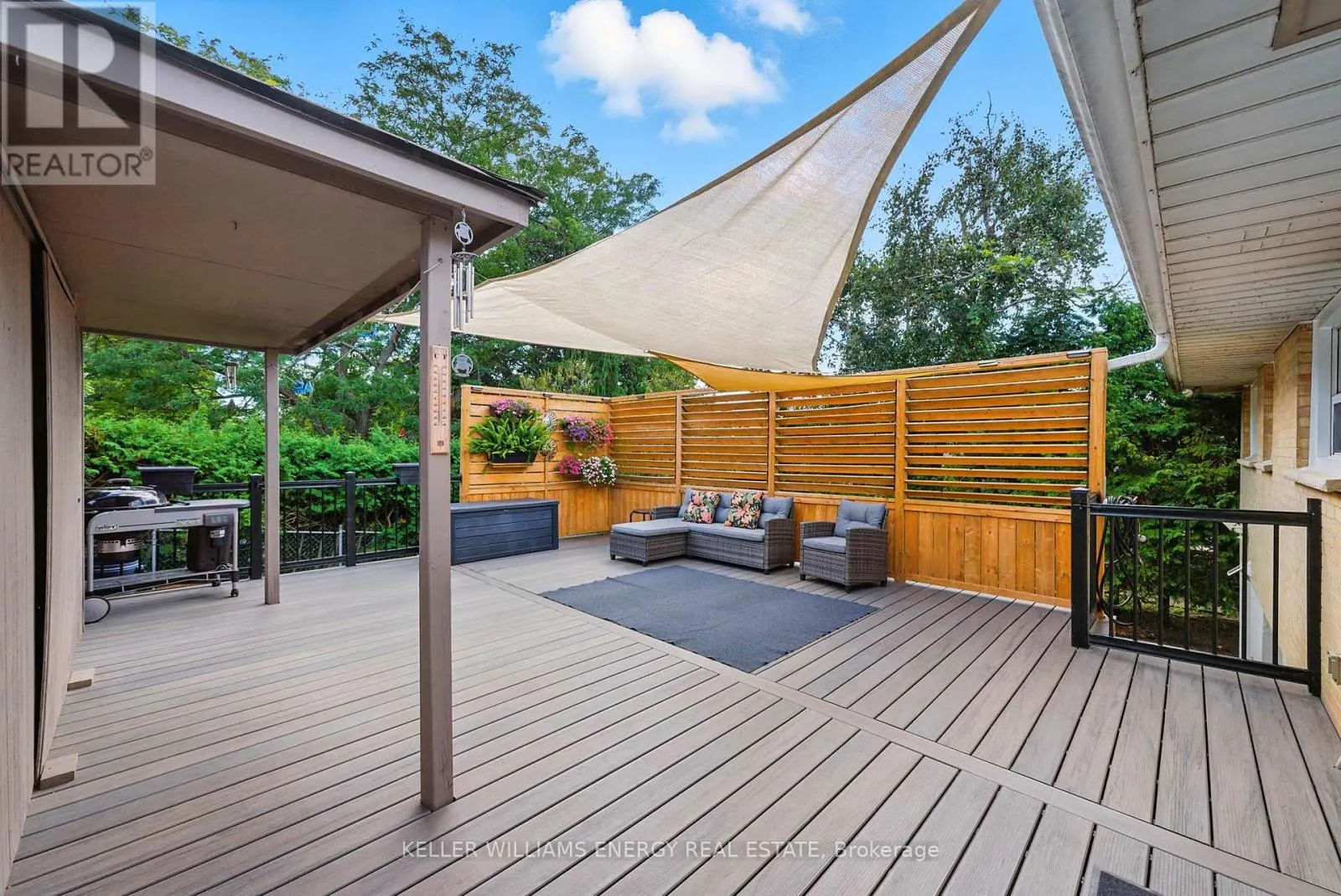 1033 NEWBURY AVENUE