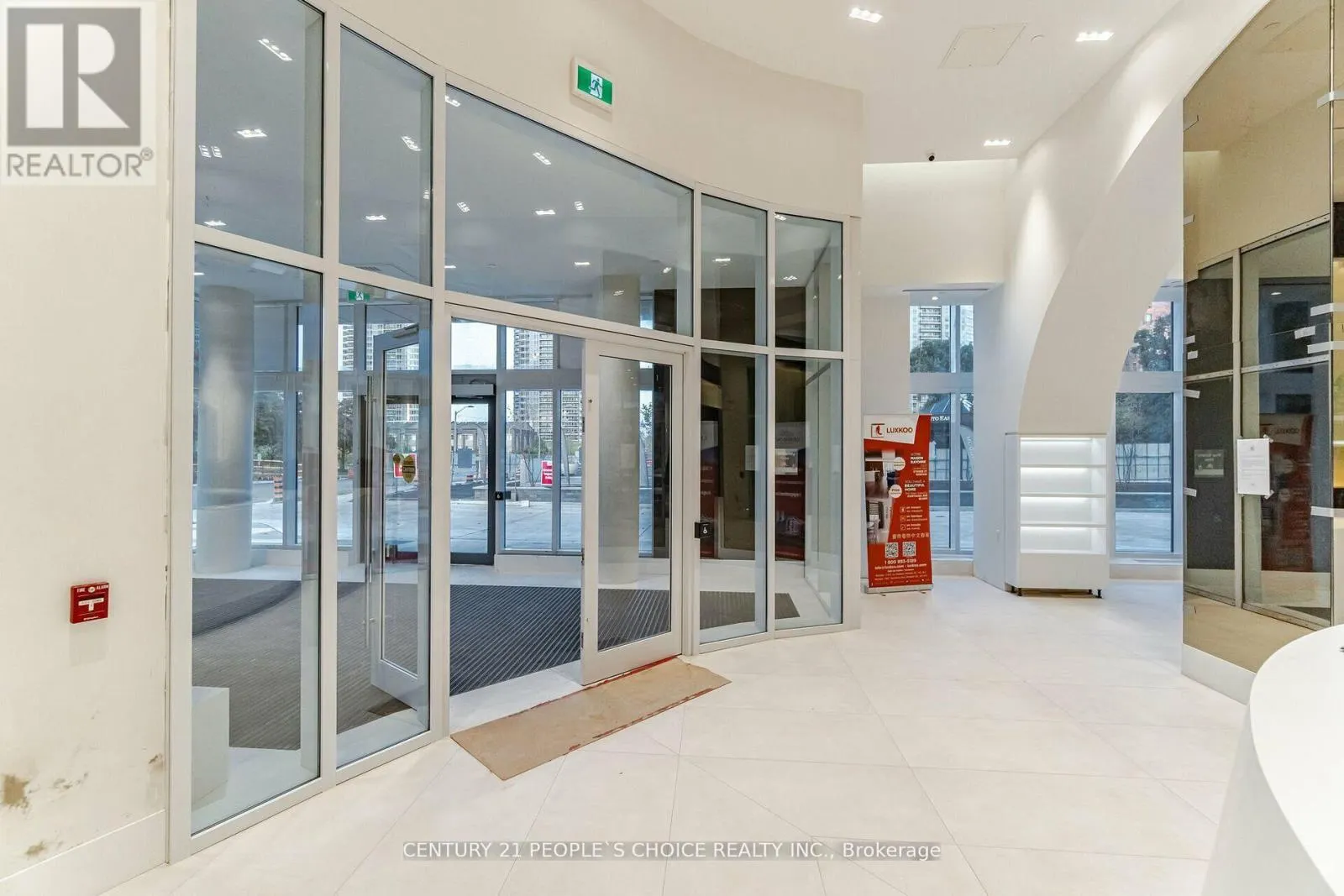 312 - 2033 KENNEDY ROAD W
