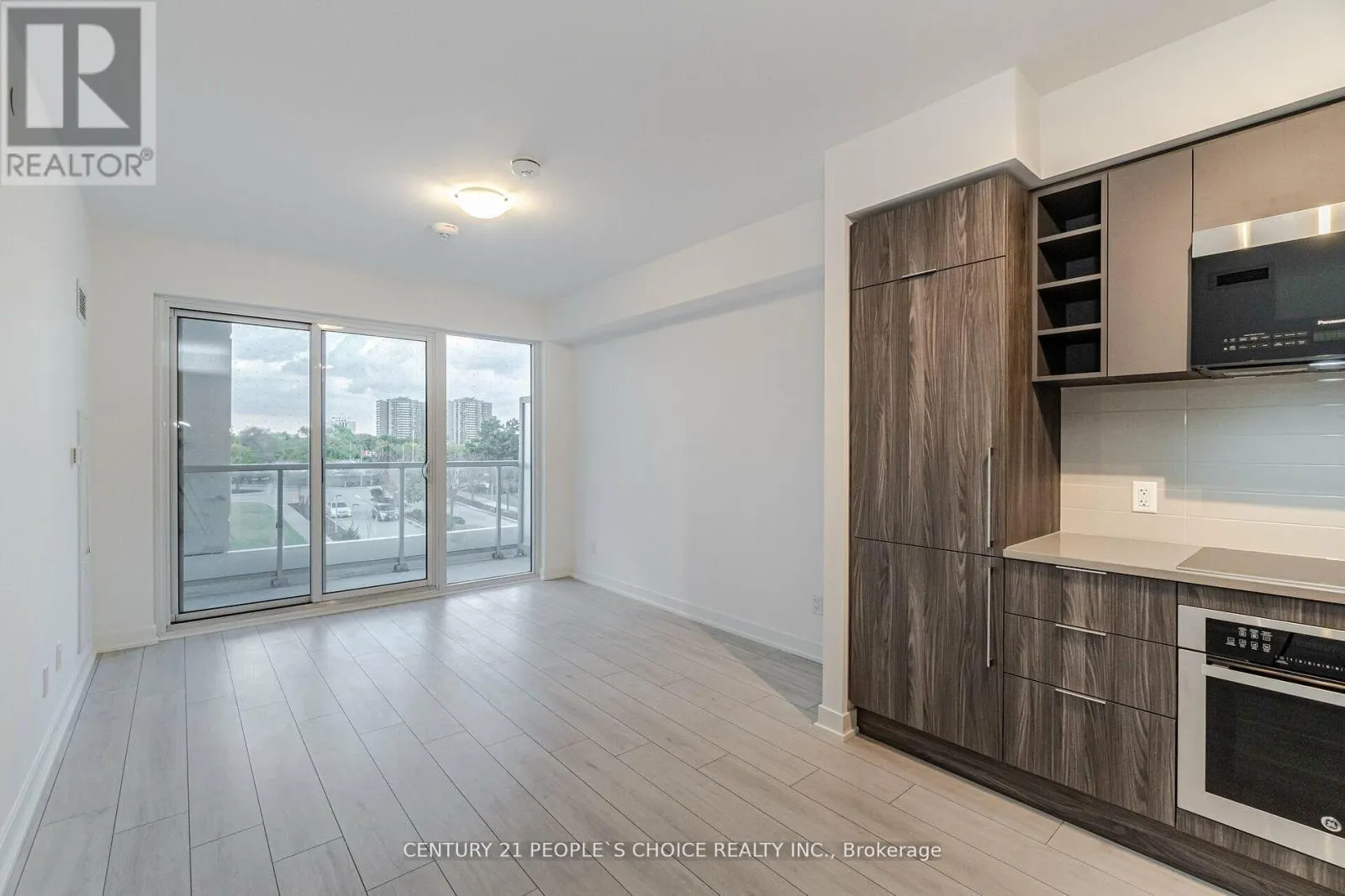 312 - 2033 KENNEDY ROAD W