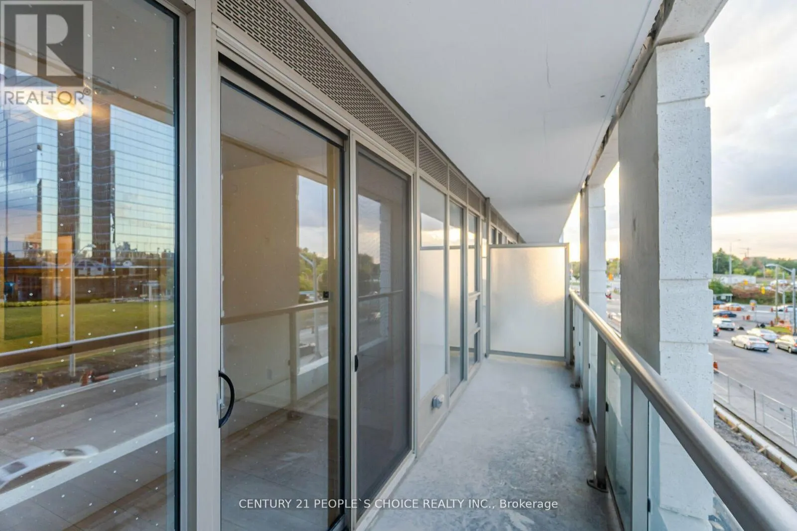 312 - 2033 KENNEDY ROAD W