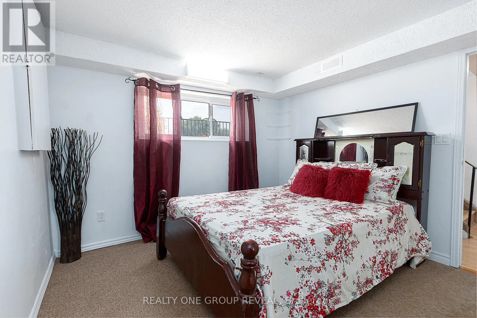 822 KILKENNY COURT N