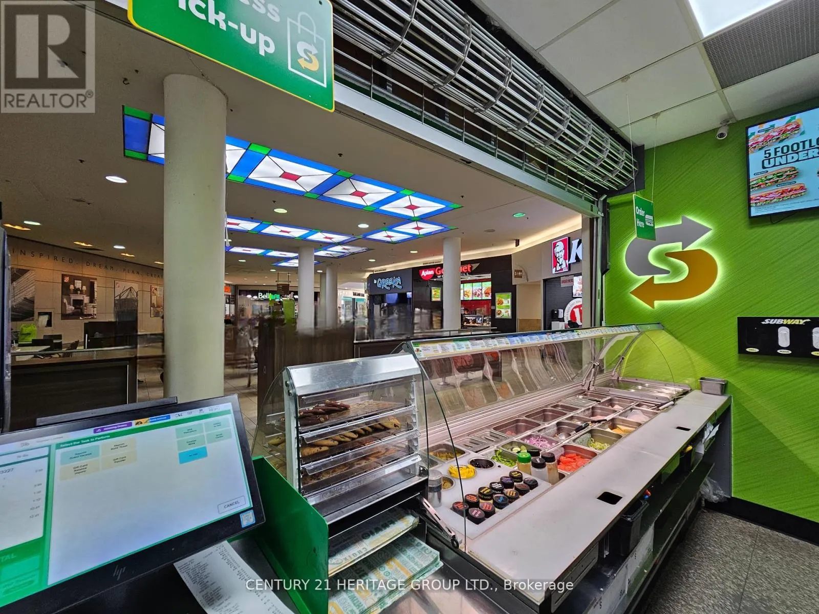 F2 - 1000 GERRARD STREET E