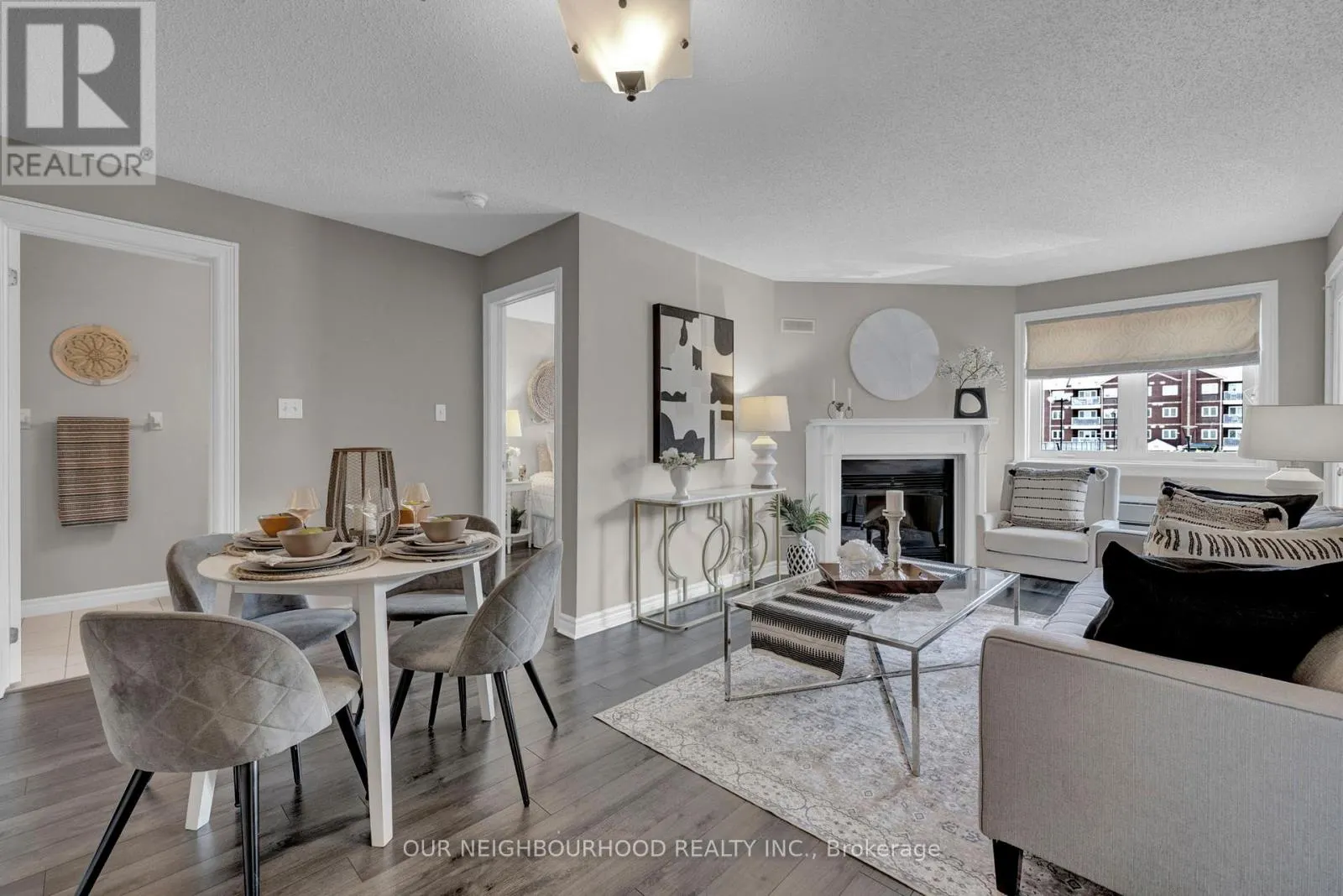 210 - 191 LAKE DRIVEWAY DRIVE W, #210