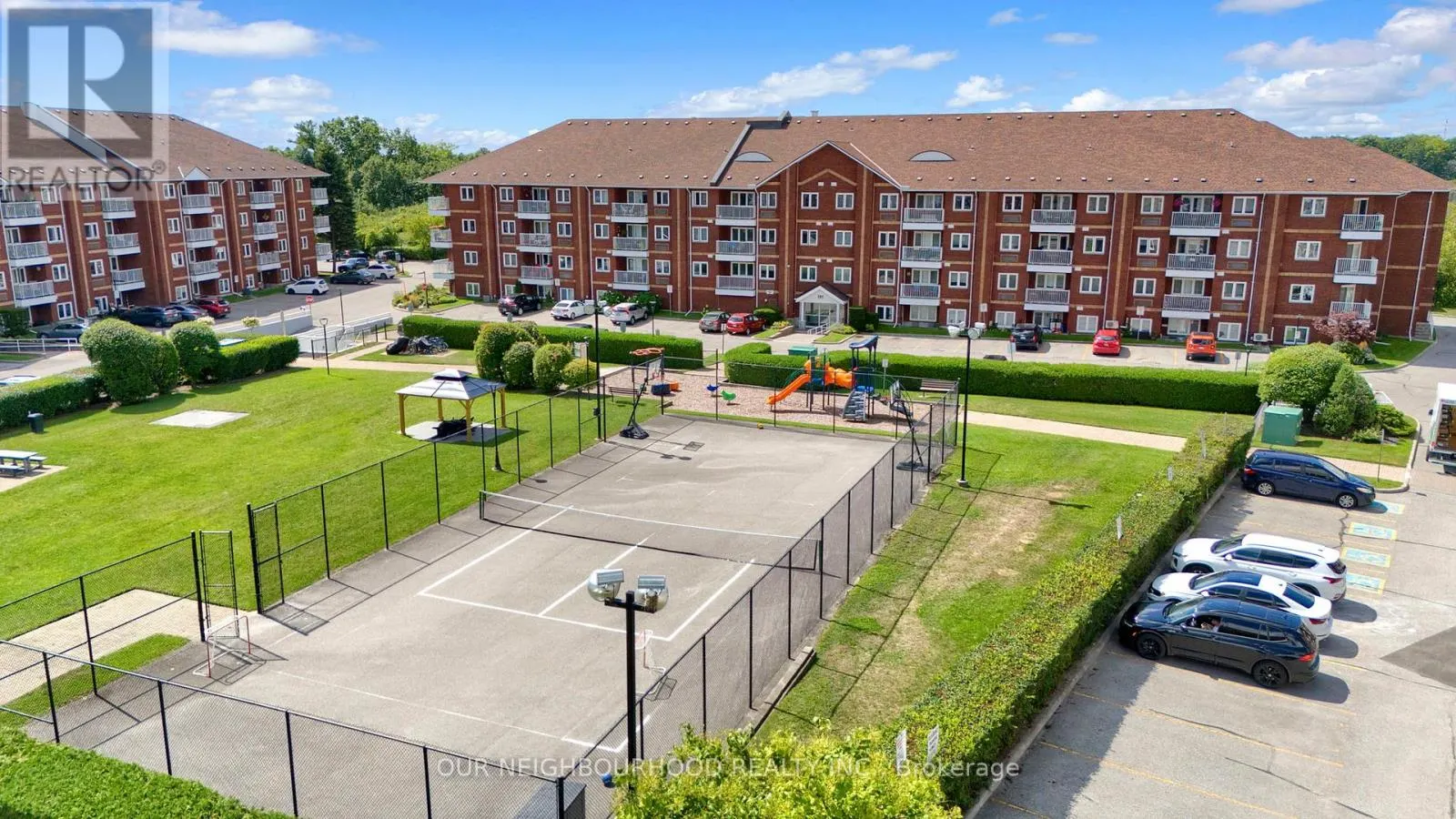 210 - 191 LAKE DRIVEWAY DRIVE W, #210
