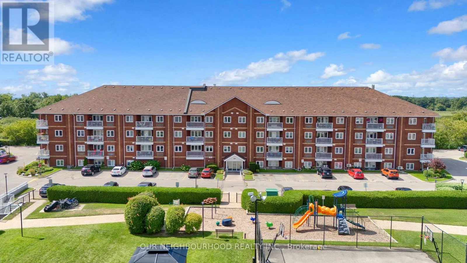 210 - 191 LAKE DRIVEWAY DRIVE W, #210