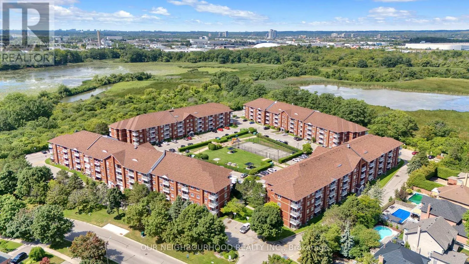 210 - 191 LAKE DRIVEWAY DRIVE W, #210