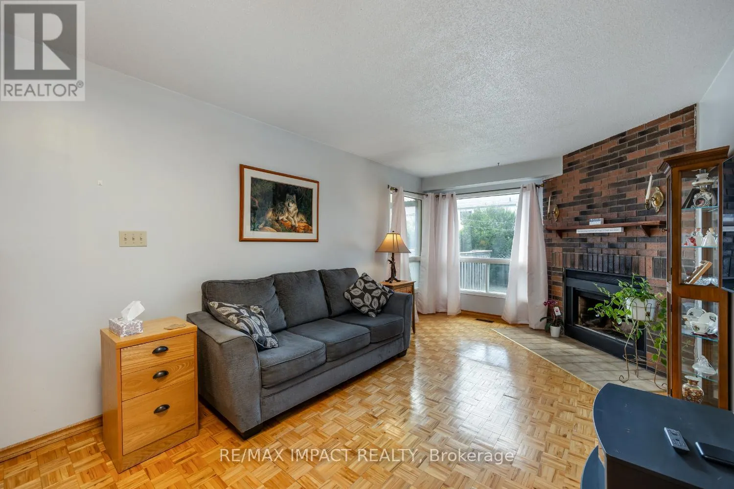 820 BENNETT CRESCENT